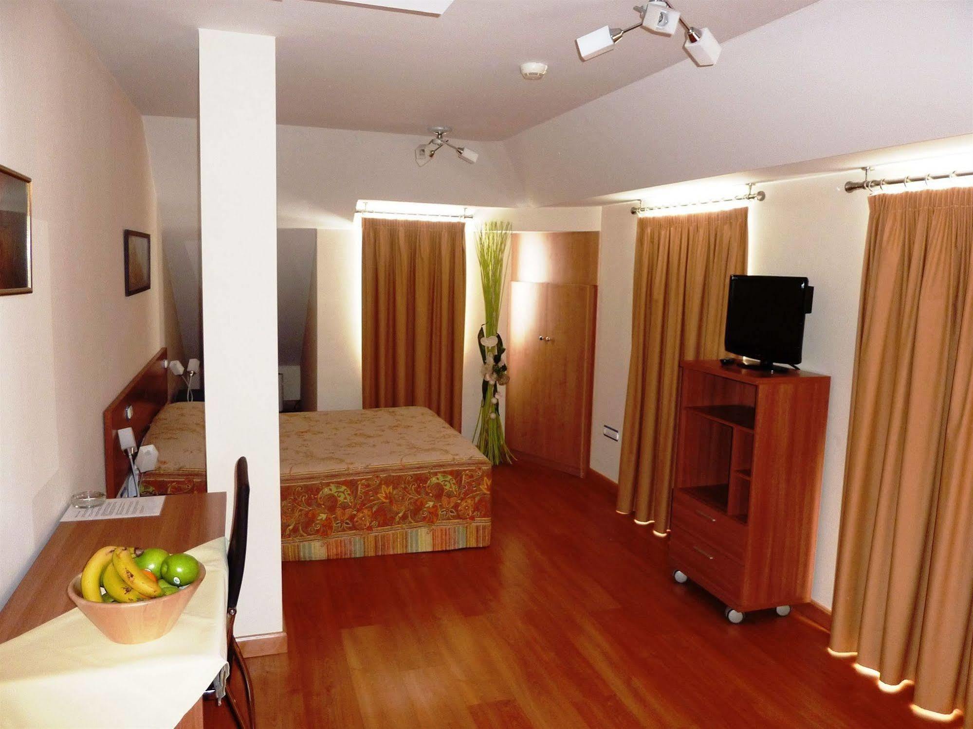 Hostal La Morada La Cistérniga Exteriér fotografie